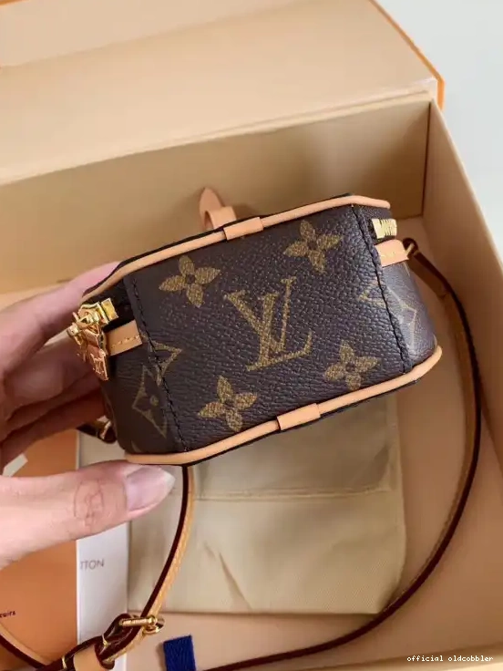 Official oldcobbler CHAPEAU BOITE LOUIS MINI VUITTON 0519
